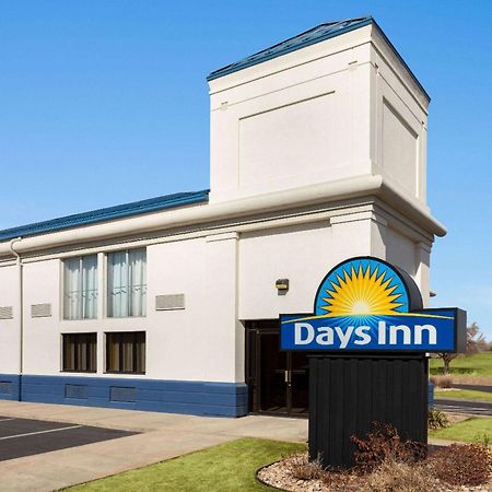 Days Inn By Wyndham Grand Island I-80 Doniphan Εξωτερικό φωτογραφία